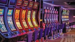 Filipino player browsing ph365 link Casino on a mobile phone